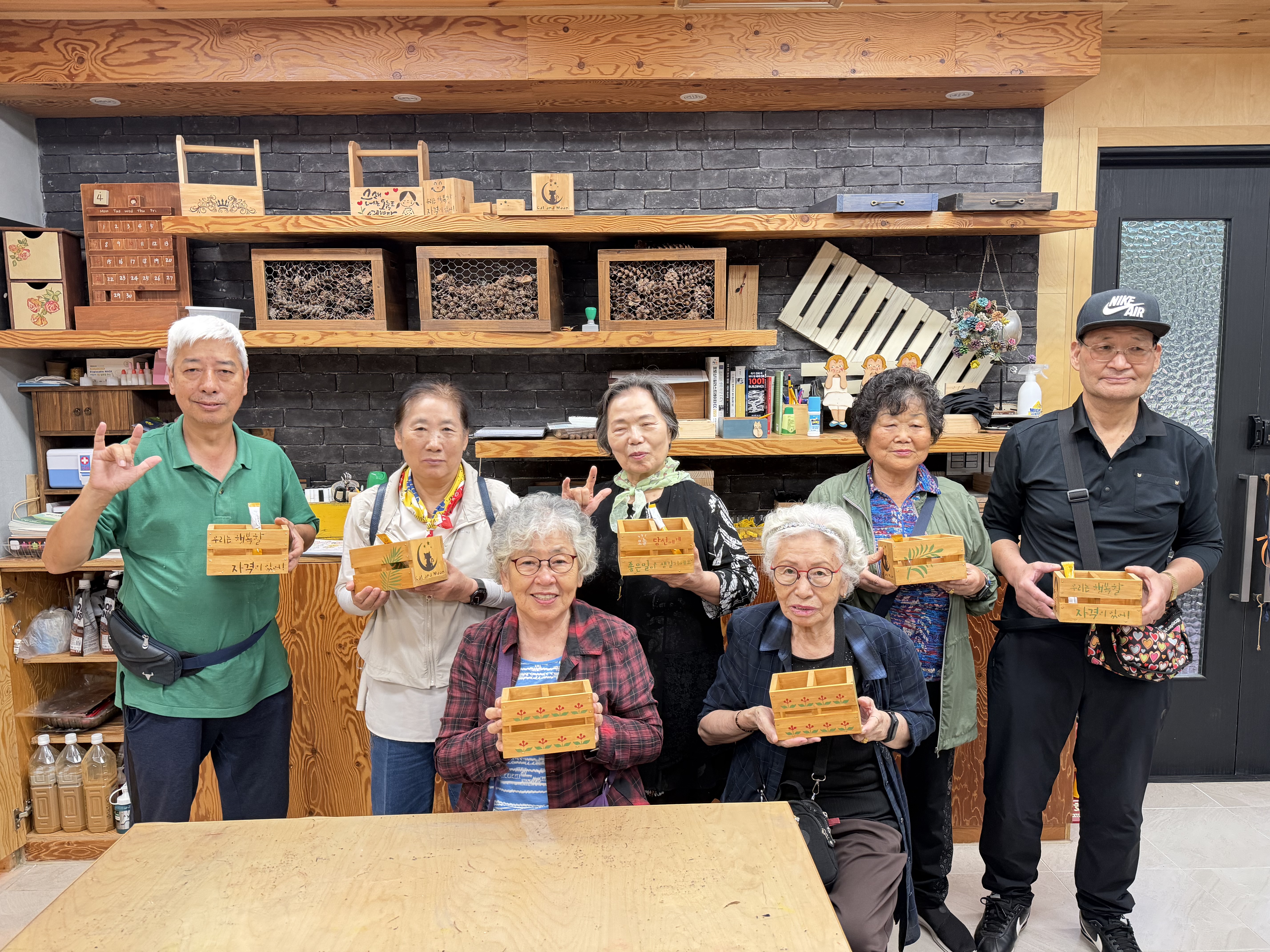 쉼마루 어르신들 나눔목공소 체험활동 다녀왔어요!