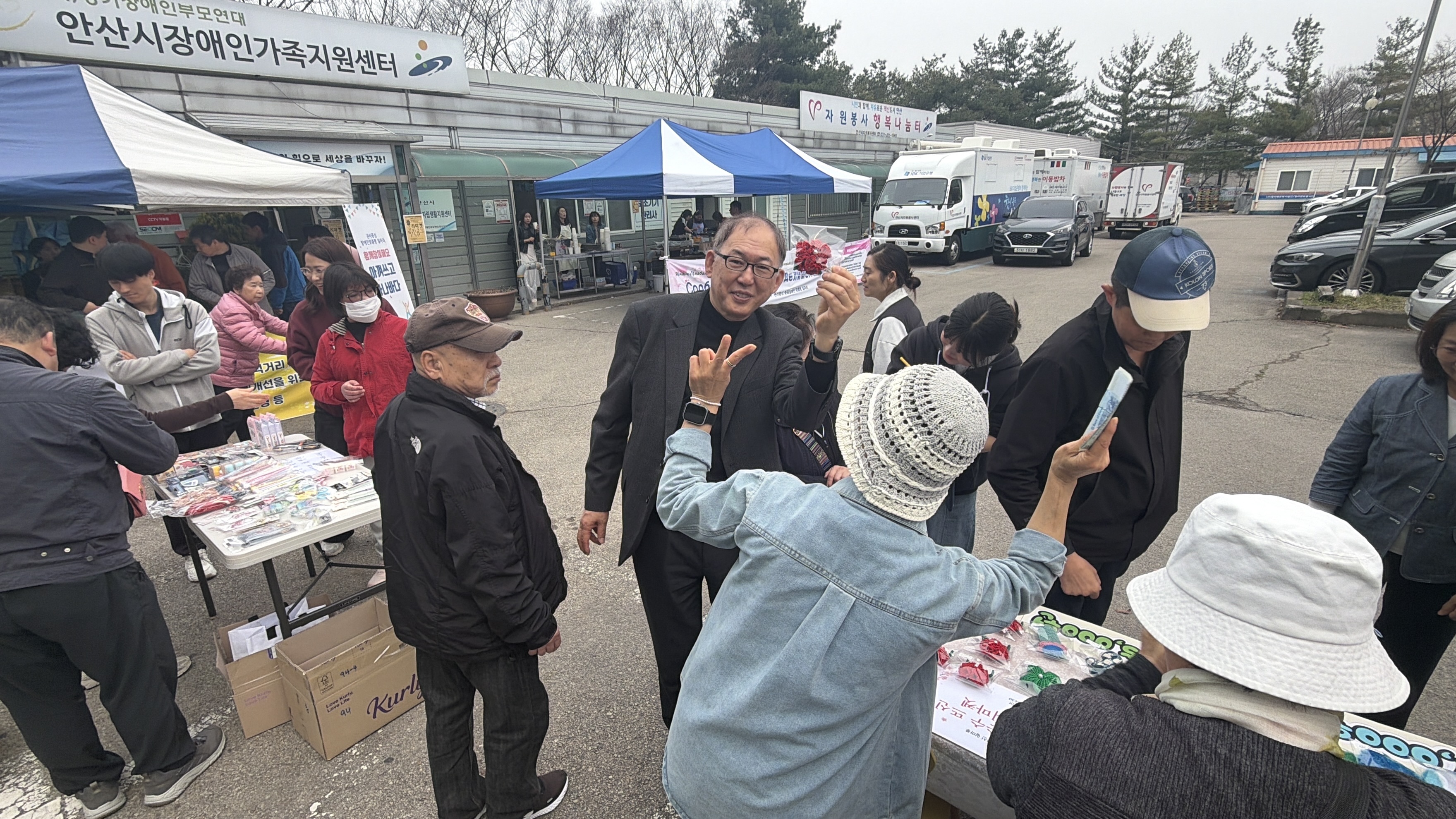 [농아인어르신 쉼마루] 2026 장애인식개선 플리마켓, 우리도 함께 합니다!!!